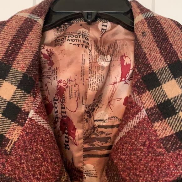 This is a hand tailored, wool, Burberry weave jacket. Size medium. - Picture 2 of 4